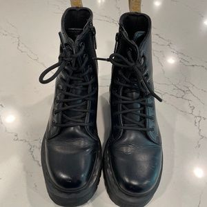 Dr Martens Jadon II Mono platform boot size 7